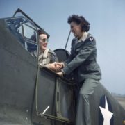 Femme pilote P-51 Mustang